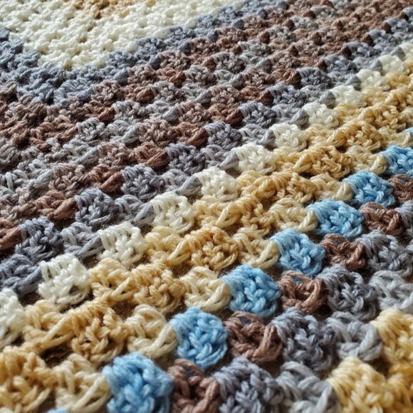 Crochet BABY BLANKET AFGHAN Lap Granny Square 30"x 30" Beige Blue Gray Brown New - Picture 9 of 13